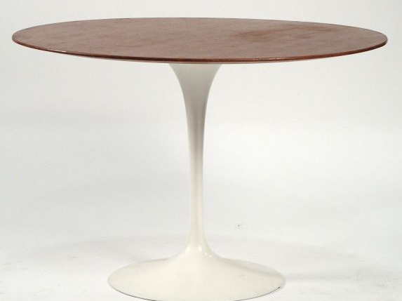KNOLL. Table "tulipe" de salle à manger, dessus bois