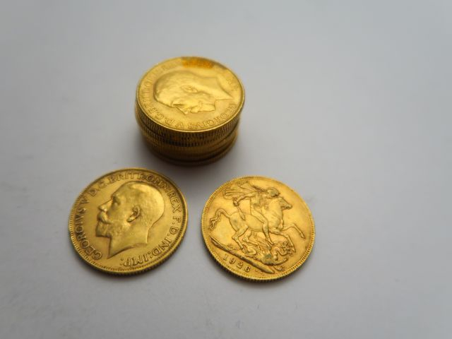 10 Pièces Georges V or. Frais acheteurs : 5 % HT