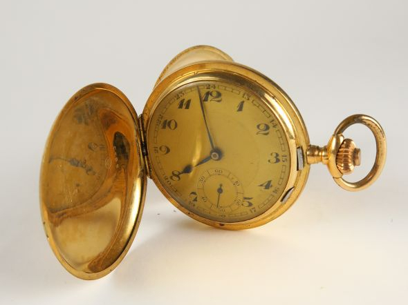 Montre de gousset en or 14 carats. Poids tel : 78 g