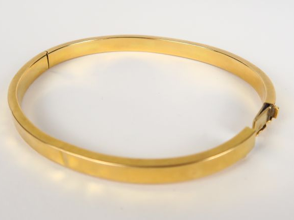 Bracelet à charnière en or. Poids : 9,8 g (enfoncements)