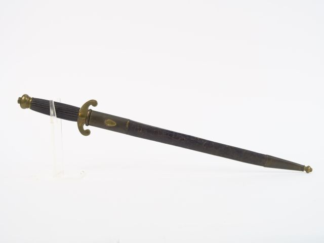Belle paire de glaive administration époque Napoléon III. Fusées en éb