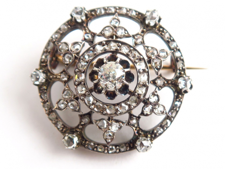 Broche Napoléon III en or et diamants.