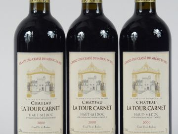 3 BOUTEILLES CHÂTEAU LA TOUR CARNET GCC HAUT MEDOC - 2000