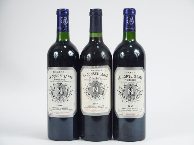 3 BOUTEILLES CHÂTEAU LA CONSEILLANTE POMEROL : 1 de 1983 - 2 de 2002 B