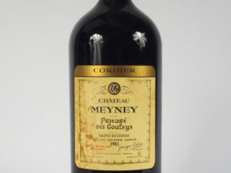 Vente aux enchères 1 IMPERIALE CHÂTEAU MEYNEY CB ST ESTEPHE - 1983 - ELT - CBO