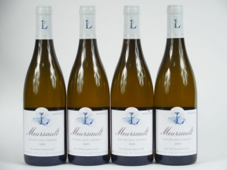 Vente aux enchères 4 BOUTEILLES MEURSAULT 'CLOS DES MEIX CHAVAUX' J. LATOUR LABILLE - 200