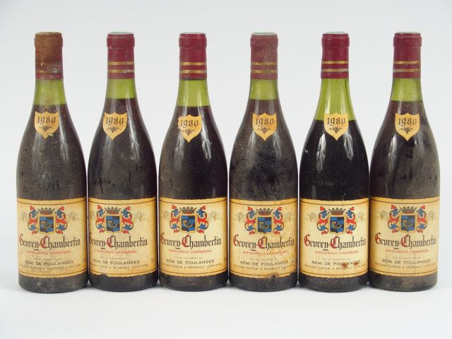 6 BOUTEILLES GEVREY CHAMBERTIN R. DE FOULANGES - 1980 - 5 à 3 CM/1 à 5