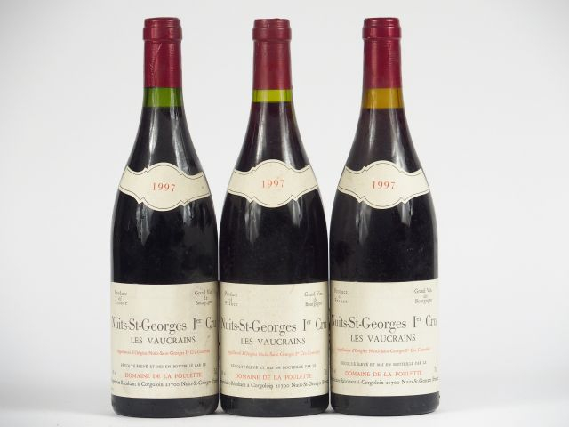 3 BOUTEILLES NUITS ST GEORGES 1er CRU 'LES VAUCRAINS' DOMAINE DE LA PO