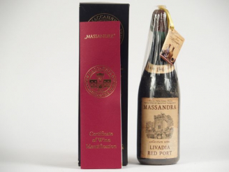 Vente aux enchères 1 BOUTEILLE MASSANDRA VIN DE CRIMEE COLLECTION WINE LIVADIA RED PORT 1