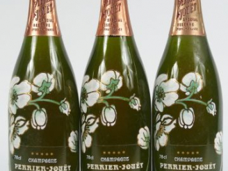 Vente aux enchères 3 BOUTEILLES CHAMPAGNE PERRIER JOUET 'BELLE EPOQUE' - 1973