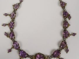Collier fin XIXème en argent sertie de 31 améthystes