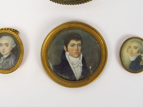 Gravure de style Directoire "Portrait d'homme" , une miniature de styl