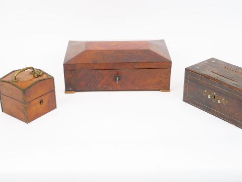 Coffret à odeurs Restauration en ronce de noyer (sans ses flacons) , c