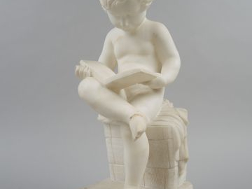 Sujet fin XIX ème en albâtre « Amour lisant » H. : 46.5 cm