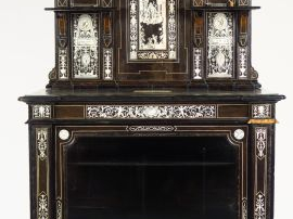 Buffet vitrine italienne XIXe en marqueterie d'ivoire sur fond de bois