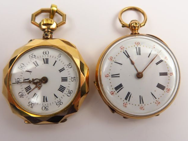 Deux montres de col en or. Poids tel : 47,6 g