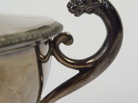 Sucrier à anses Empire en argent, poinçon au coq, anses en forme de tê