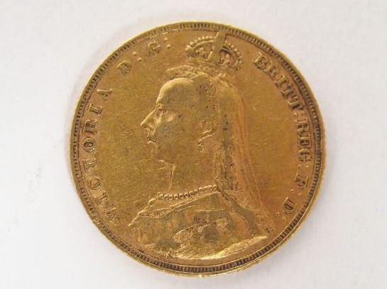 Souverain or, 1888. Poids: 7,9gr