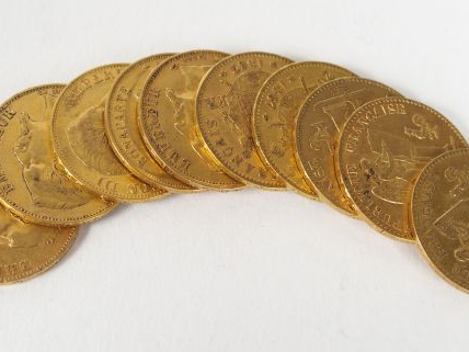 10 pièces de 20 Francs or: - 5 x Napoléon III tête nue, 1852,1854 (2),