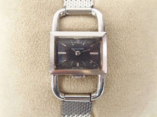 JAEGER LECOULTRE pour HERMES, "Etriers". Montre de dame en acier, boit