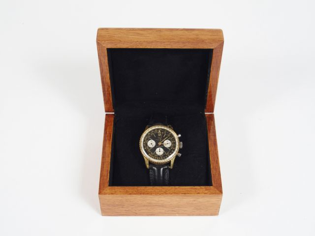 BREITLING, "Navitimer". Montre d'homme, boitier acier plaqué or, brace