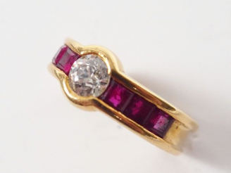 Vente aux enchères Bague monture or jaune ornée d'un diamant taille ancienne de 0,52ct en