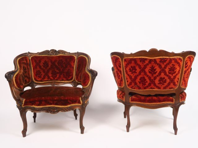 Mobilier de salon Napoléon III de style Louis XV, à décor de rocailles