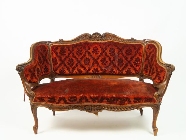 Mobilier de salon Napoléon III de style Louis XV, à décor de rocailles