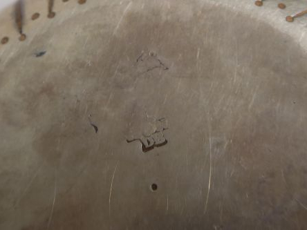 Taste vin en argent XVIIIe, prise en forme de serpent. Gravé I. Morin.