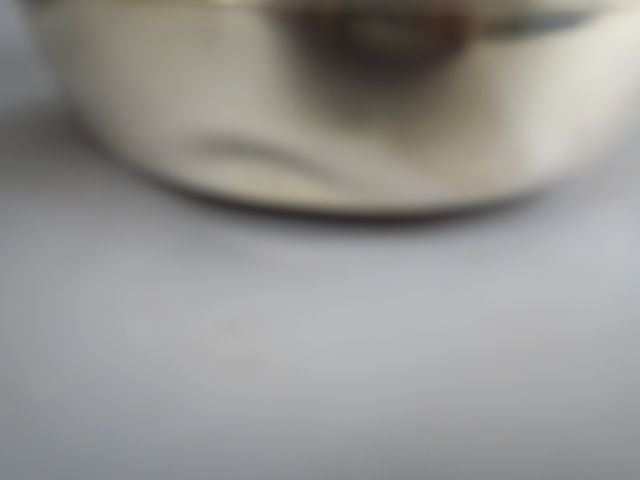 Légumier en argent, pionçon Minerve, prises à décor de coquille et de 