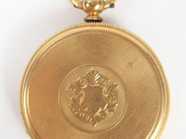 Montre de gousset en or jaune, cadran émail, chiffres romains, décor d