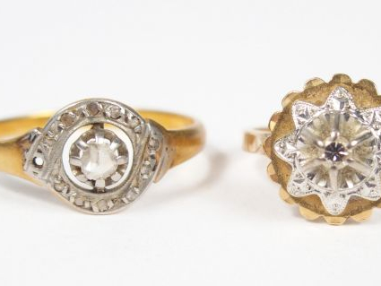 2 bagues en or jaune et diamants. Poids tel: 6,1gr