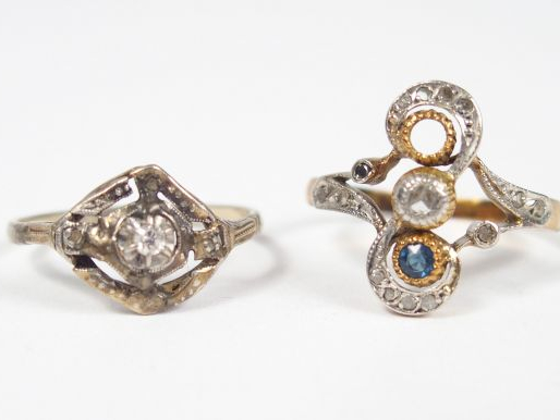 2 bagues Napoléon III en or jaune ou or blanc, ornées de diamants et s