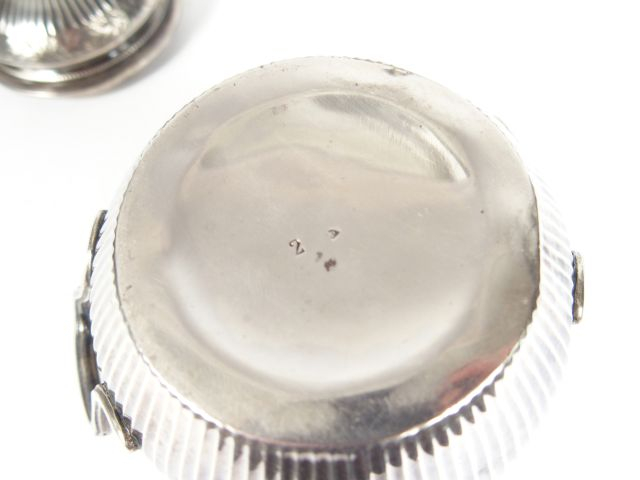 Service à thé et à café égoïste de style Louis XVI en argent, poinçon 