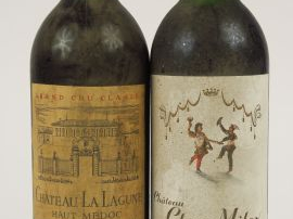 2 BOUTEILLES : 1 CHÂTEAU LA LAGUNE GCC HAUT MEDOC 1969 BG - 1 CHÂTEAU 