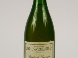 Vente aux enchères 1 BOUTEILLE CORTON CHARLEMAGNE GC FAIVELEY - 1993 - 2,5 cm