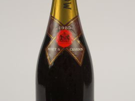 1 BOUTEILLE CHAMPAGNE MOET   CHANDON BRUT IMPERIAL ROSE - 1985