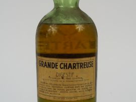 1 BOUTEILLE CHARTREUSE JAUNE ANNEES 1941/1951