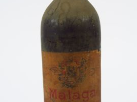 1 TRES VIEILLE BOUTEILLE MALAGA ANNEES 20