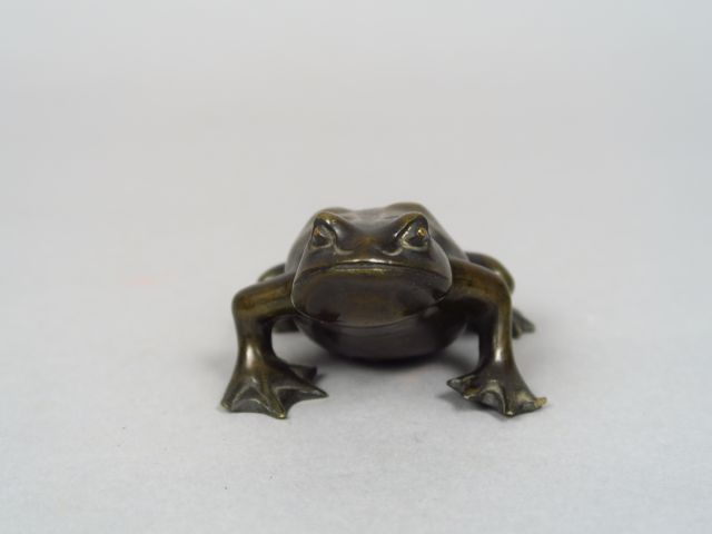 Sujet en bronze 'Crapaud' Dim. 5 x 7 cm