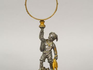 Sujet XIXème en bronze argenté et doré 'le petit pêcheur de poissons' 