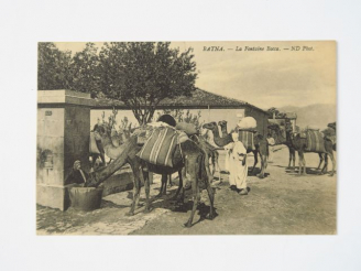 Vente aux enchères Album "Afrique du Nord - villages" comprenant environ 410 cartes posta