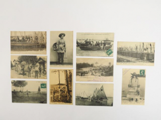 Vente aux enchères Album "Arcachon - ville, bassin" - comprenant environ 160 cartes posta