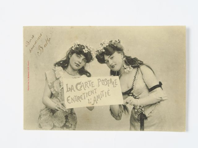 Album "Fantaisies-Bonne Année-Divers"comprenant environ 613 cartes pos