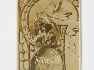 Album "Fantaisies" comprenant environ 80 cartes postales