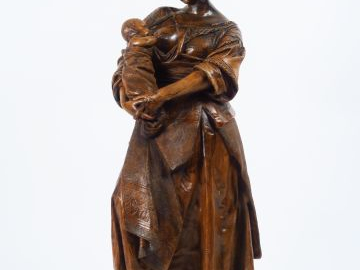 A. CARRIER. "Mère allaitant son enfant" Sculpture en plâtre patiné à l