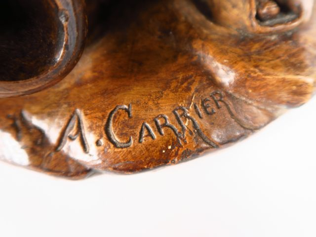 A. CARRIER. "Mère allaitant son enfant" Sculpture en plâtre patiné à l