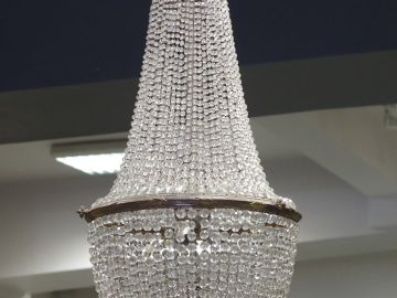 Lustre montgolfière à pampilles. H. : 80 cm