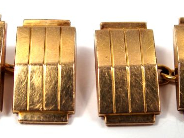 Lot comprenant 4 différentes paires de boutons de manchettes en plaqué