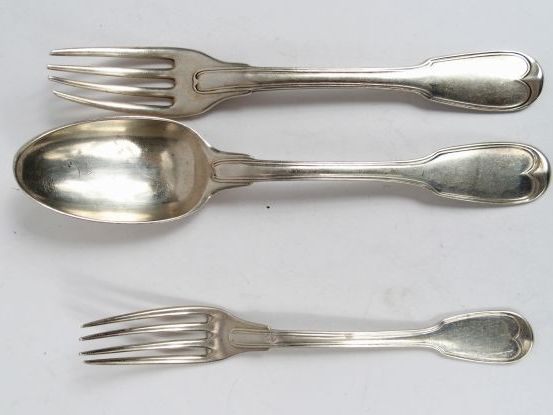 Un couvert en argent XVIIIème et une fourchette en argent, poinçon Vie